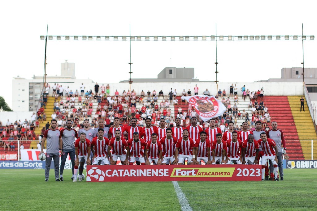 Bola De Futebol Uhlsport Game Pro Brasileirao Serie C, D Oficial